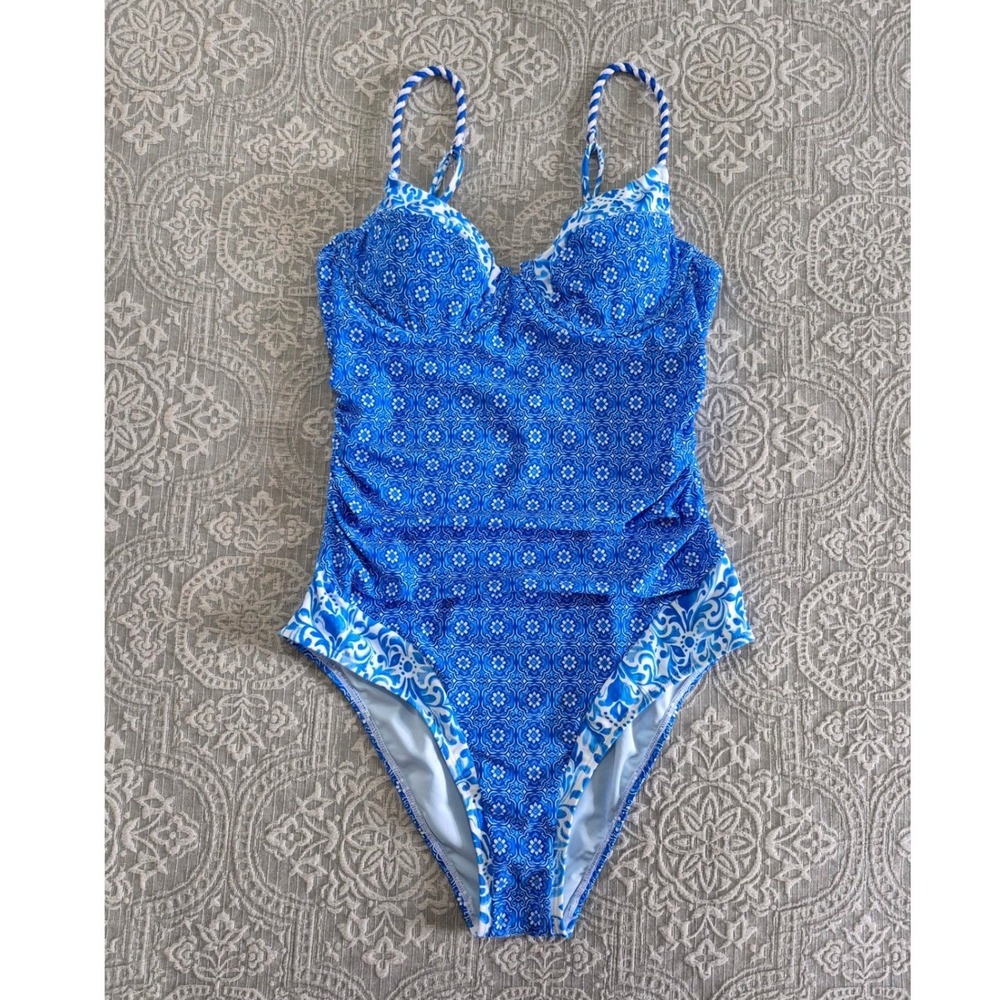 Cupshe Womens Blue White Tile Print Ruched Underwire One Piece Swimsuit  Medium
